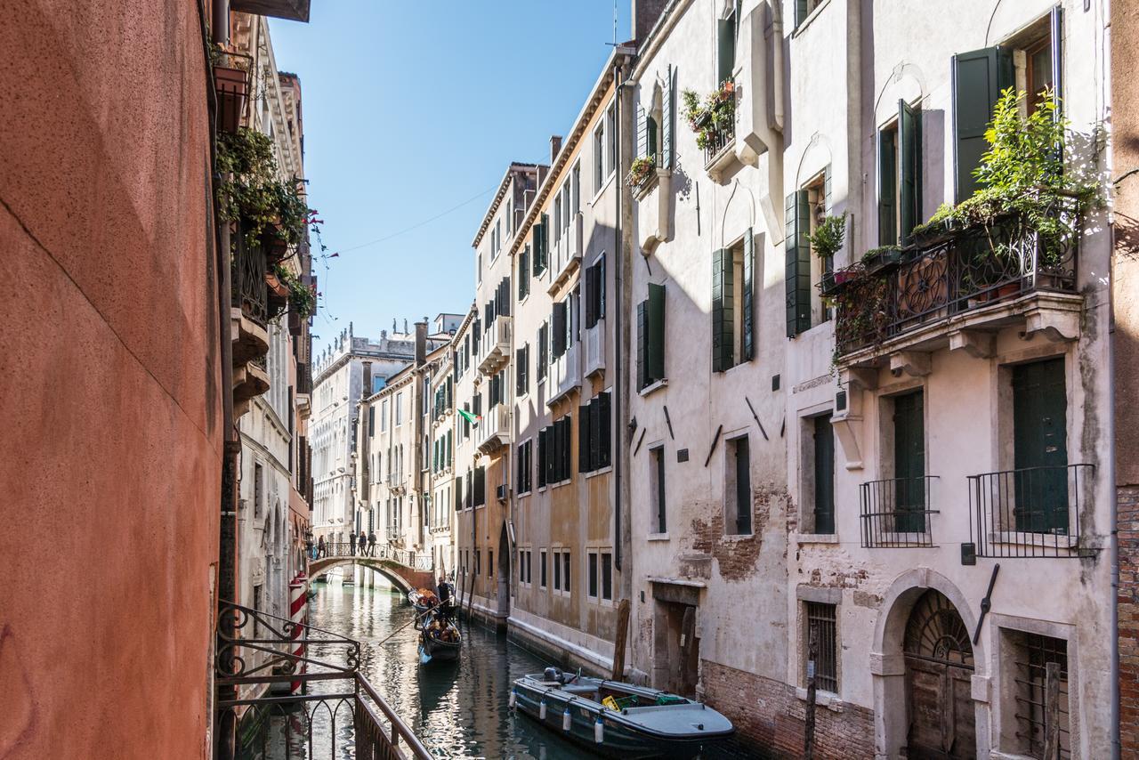 Rialto Bridge Large Venetian Style With Lift Apartment Екстериор снимка