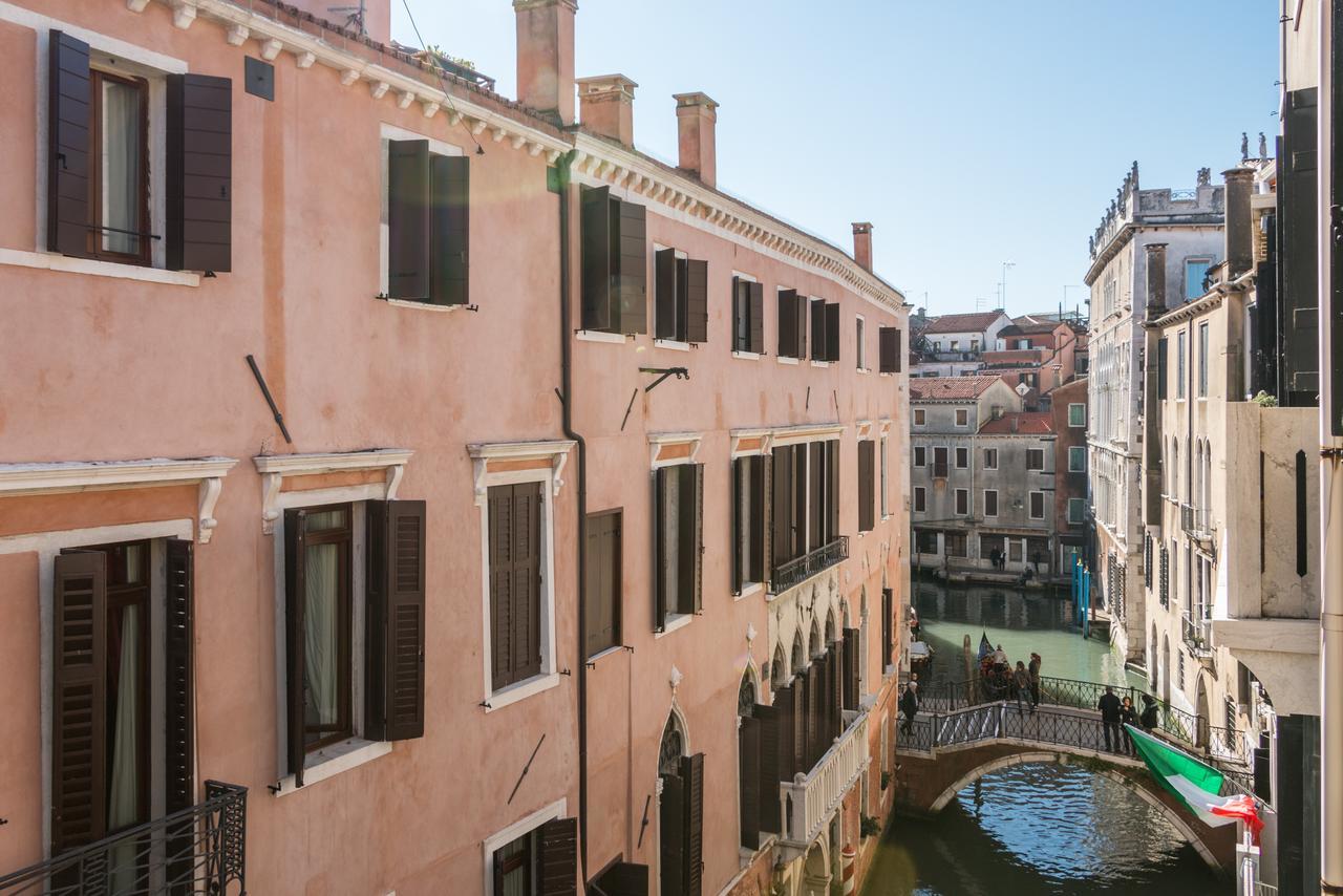 Rialto Bridge Large Venetian Style With Lift Apartment Екстериор снимка